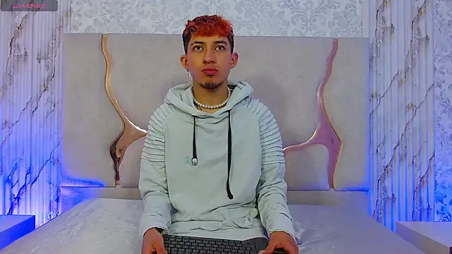 Axel tay online show from 02/09/26, 11:52