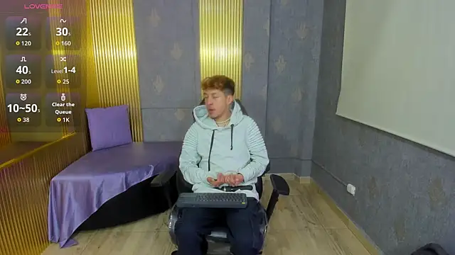 Snapshot of Axel_tay chatting on 10/30/25, 03:49 Axel tay online show from 10/30/25, 03:49