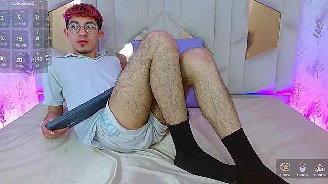 Snapshot of Axel_tay chatting on 09/16/25, 03:18 Axel tay online show from 09/16/25, 03:18