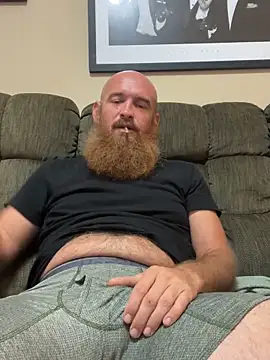 Snapshot of 32XRedBeard chatting on 06/28/26, 09:32 32XRedBeard online show from 06/28/26, 09:32