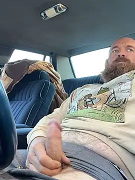 Snapshot of 32XRedBeard chatting on 02/23/26, 10:21 32XRedBeard online show from 02/23/26, 10:21