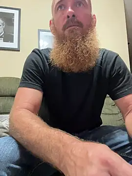 Snapshot of 32XRedBeard chatting on 07/01/26, 10:10 32XRedBeard online show from 07/01/26, 10:10