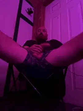 Snapshot of 32XRedBeard chatting on 12/01/25, 11:16 32XRedBeard online show from 12/01/25, 11:16