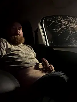 Snapshot of 32XRedBeard chatting on 01/13/26, 11:36 32XRedBeard online show from 01/13/26, 11:36