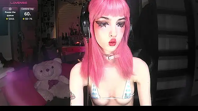 Snapshot of Ink__pleasure chatting on 10/10/25, 01:50 Ink pleasure online show from 10/10/25, 01:50