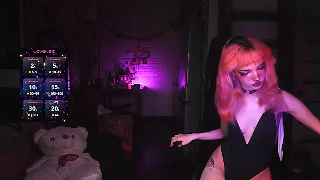 Ink  pleasure online show from 12/23/25, 02:22