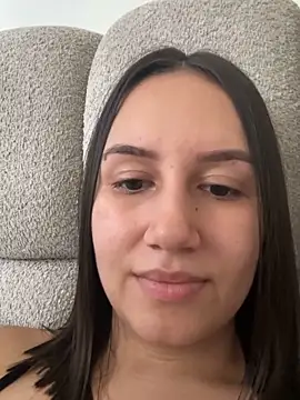 Jullya x online show from 05/13/26, 08:16