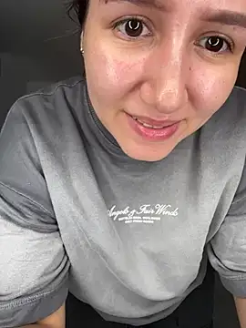 Jullya x online show from 03/21/26, 09:30