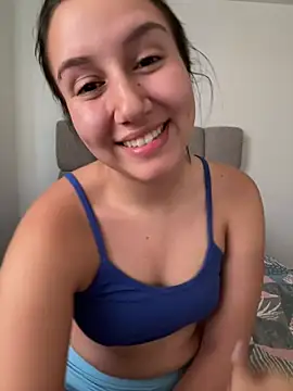 Jullya x online show from 07/13/26, 09:36
