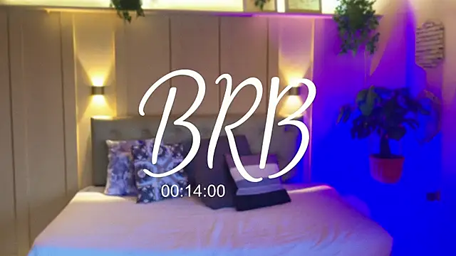 cristal antoni online show from 11/11/25, 08:09