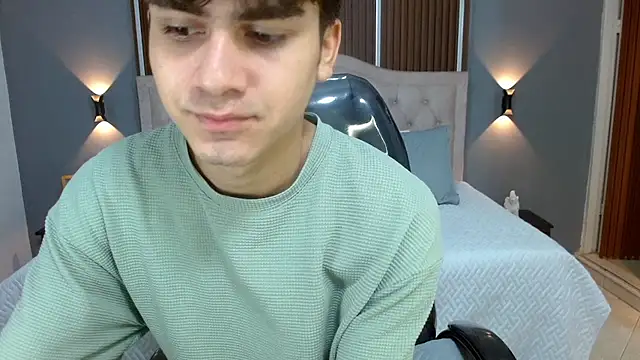 Tommy18   online show from 09/26/25, 03:35