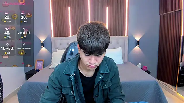 Tommy18   online show from 11/23/25, 03:38