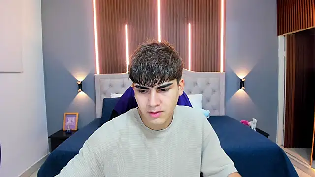 Tommy18   online show from 10/18/25, 03:30