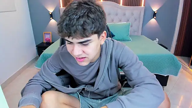 Tommy18   online show from 03/01/26, 03:28