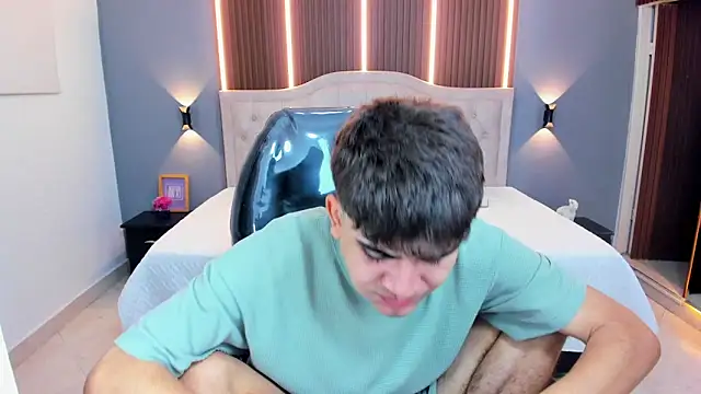 Tommy18   online show from 02/08/26, 03:26