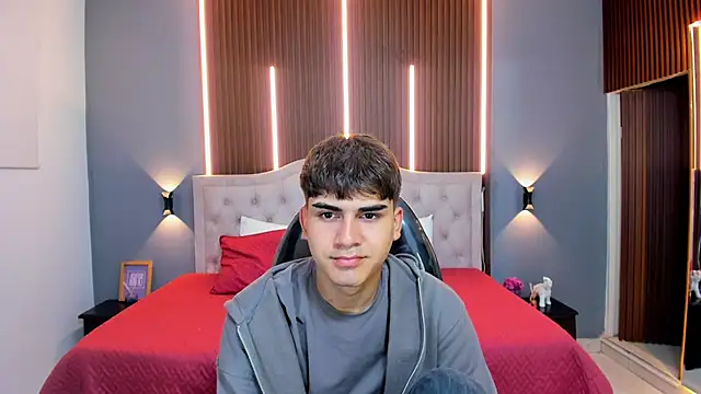 Tommy18   online show from 10/29/25, 03:27