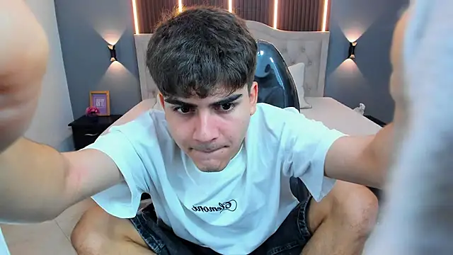 Tommy18   online show from 02/19/26, 03:25