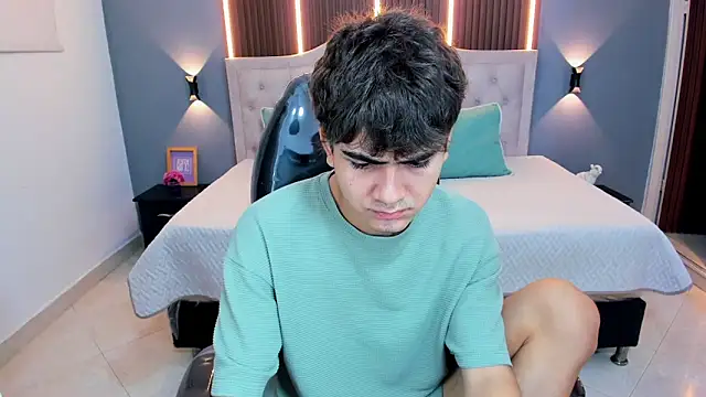 Tommy18   online show from 03/20/26, 03:29