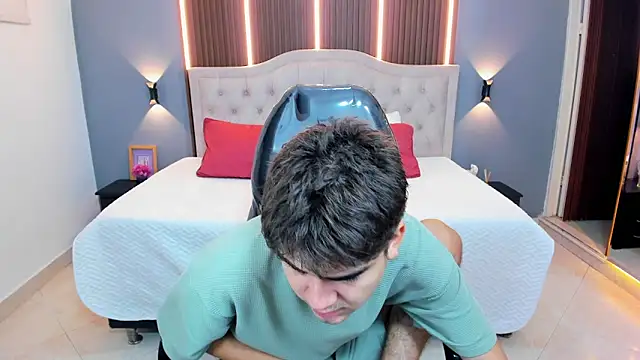 Tommy18   online show from 01/07/26, 03:22