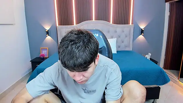 Tommy18   online show from 01/18/26, 03:32