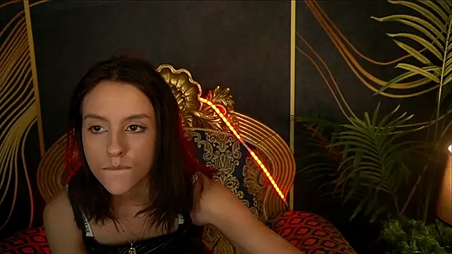 AnnaElys online show from 02/05/25, 01:11