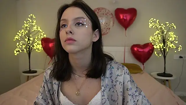 AnnaElys online show from 02/13/25, 11:17