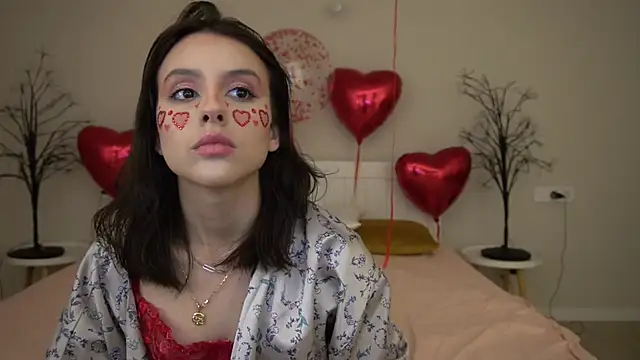 AnnaElys online show from 02/15/25, 12:48