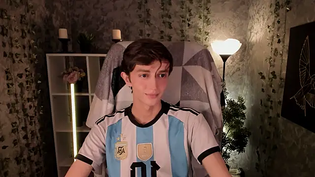 John Weasley online show from 09/24/25, 12:33