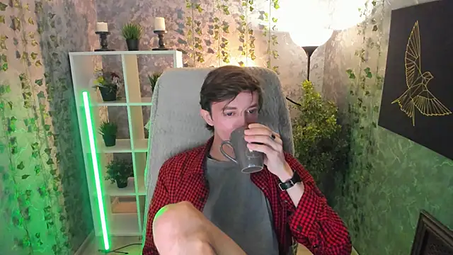 John Weasley online show from 11/16/25, 12:54