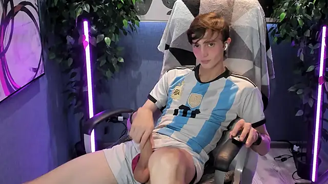 John Weasley online show from 09/22/25, 09:26