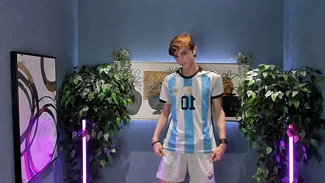 John Weasley online show from 09/23/25, 07:59