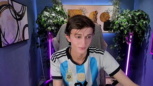 John Weasley online show from 10/16/25, 07:38