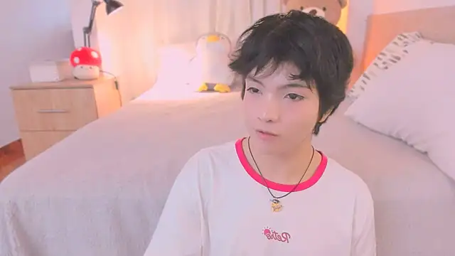 AllanYong18 online show from 02/19/26, 12:57