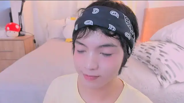 AllanYong18 online show from 03/06/26, 12:11