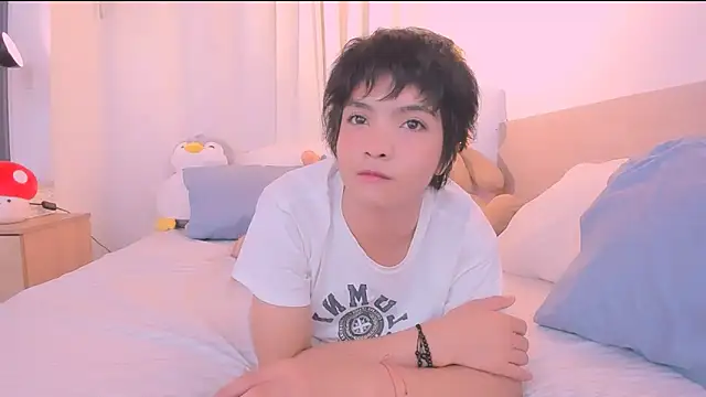 AllanYong18 online show from 01/08/26, 06:41