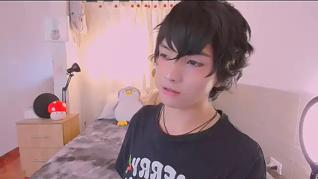 AllanYong18 online show from 03/26/26, 12:36