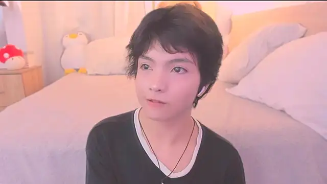 AllanYong18 online show from 02/11/26, 01:33