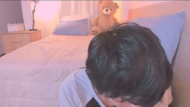 Snapshot of AllanYong18 chatting on 12/02/25, 10:39 AllanYong18 online show from 12/02/25, 10:39