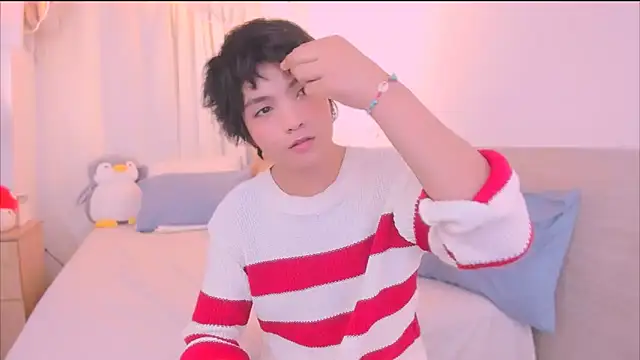 AllanYong18 online show from 01/16/26, 08:51