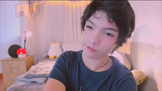 AllanYong18 online show from 03/29/26, 02:41