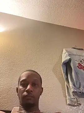 bon3z-n-tingz online show from 01/13/25, 03:56