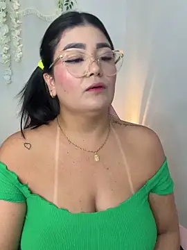 karla hotgirl online show from 05/13/26, 12:50