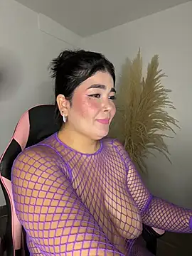 Snapshot of karla_hotgirl chatting on 07/02/26, 01:06 karla hotgirl online show from 07/02/26, 01:06