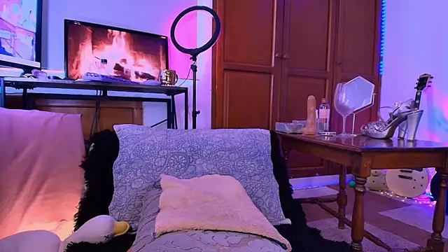 antonelawow online show from 04/12/26, 08:56