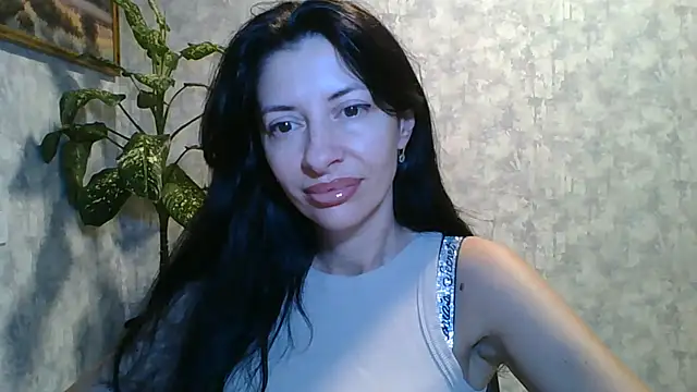 Snapshot of LissaBlossom chatting on 07/08/26, 02:13 LissaBlossom online show from 07/08/26, 02:13