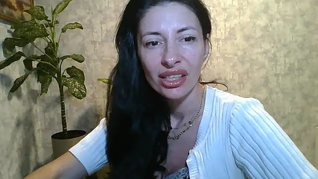 Snapshot of LissaBlossom chatting on 06/04/26, 02:55 LissaBlossom online show from 06/04/26, 02:55