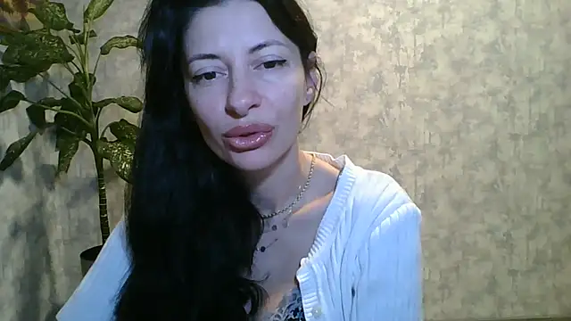 Snapshot of LissaBlossom chatting on 06/04/26, 02:38 LissaBlossom online show from 06/04/26, 02:38