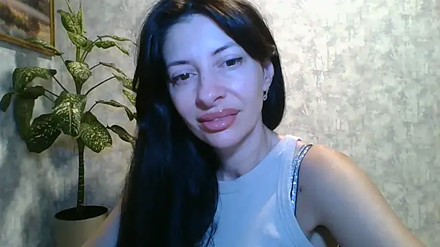 Snapshot of LissaBlossom chatting on 07/17/26, 02:31 LissaBlossom online show from 07/17/26, 02:31
