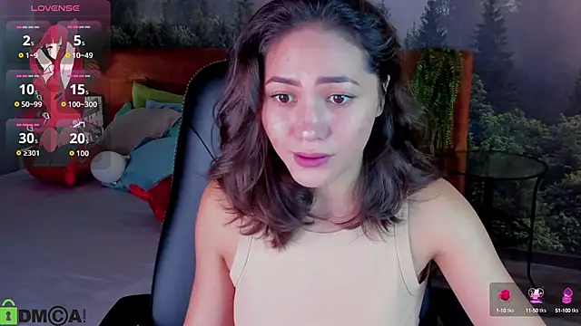 Snapshot of Bellalovesss chatting on 09/23/25, 07:48 Bellalovesss online show from 09/23/25, 07:48