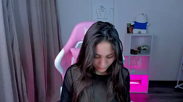 Snapshot of Bellalovesss chatting on 03/02/25, 12:36 Bellalovesss online show from 03/02/25, 12:36